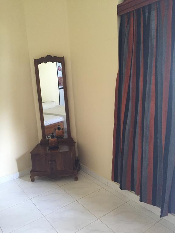 Bolonghes Homestay Негомбо Екстериор снимка